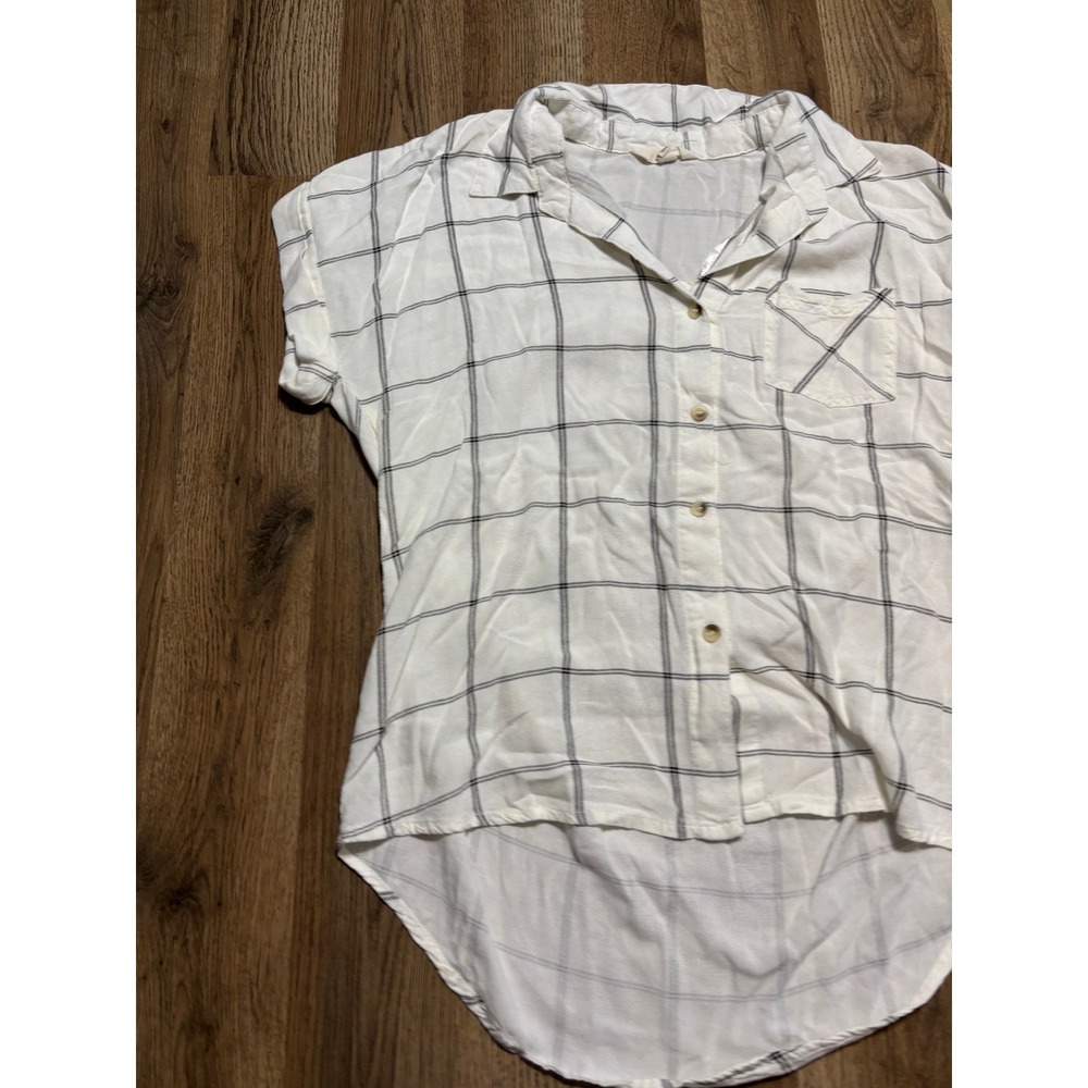 Sim & Sam Shirt Womens Size L White Plaid Button Down High Low Short Sleeve - Picture 3 of 12